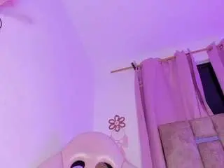 Camsoda Sex Cam of mia-royal