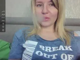 Camsoda Free Live Porn of mybadcat