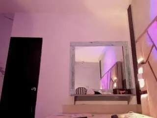 Camsoda Nude Webcam of salem-rosee