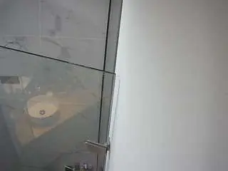Camsoda Nude Webcam of voyeurcam-casa-salsa-bathroom-7