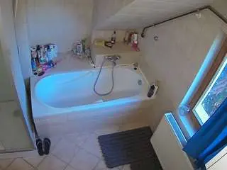 Camsoda Best live sex cam show of voyeurcam-julmodels-bath-2nd-1
