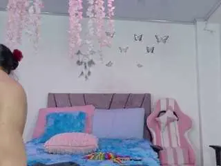 Camsoda Sex Cam of naomiievans