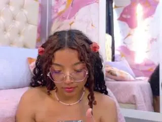 Camsoda Live Sex Cam of angeline-scot