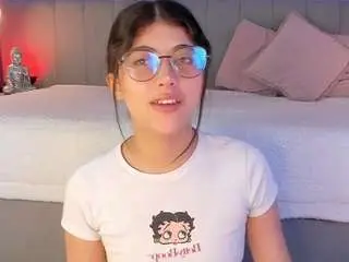 Camsoda Free Live Porn of corinne-benson