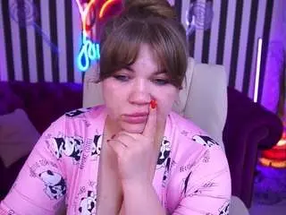 Camsoda Live Sex of alinkamalinka