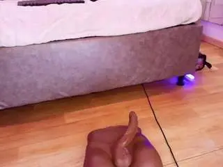 Camsoda Watch Live Sex Cams of esmeralda-bigbotty
