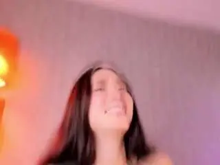 Camsoda Free Porn Cam of lunar-leen