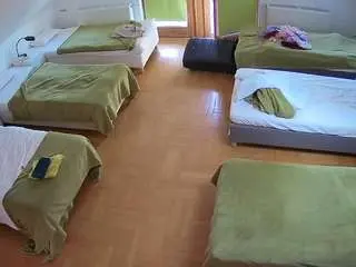 Camsoda Sex Chat of voyeurcam-julmodels-bed-6
