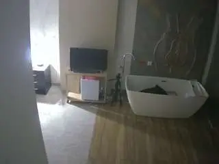 Camsoda Sex Chat of voyeurcam-casa-salsa-bathroom-4