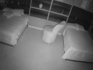 Camsoda Free Live Porn of voyeurcam-casa-salsa-versus-room