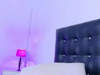 Camsoda Live Sex Cam of skinny-hottie18