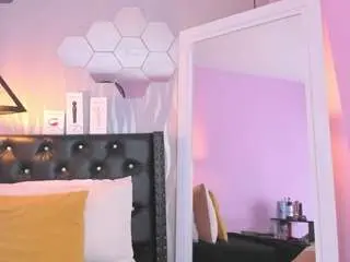 Camsoda Free Porn Cam of luciarios