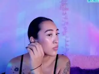 Camsoda Adult Webcam of heidy-rousse