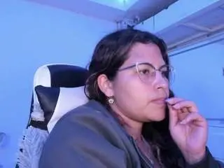 Camsoda Live Porn of lady-brownnnn