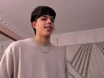 Chaturbate Best live sex cam show of lucasopry