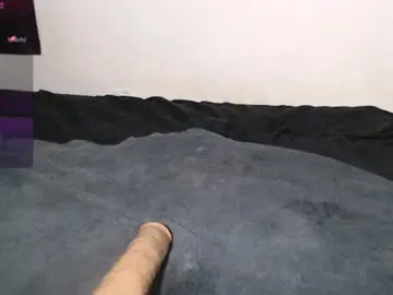 Chaturbate Live Sex Cam of browardboy69