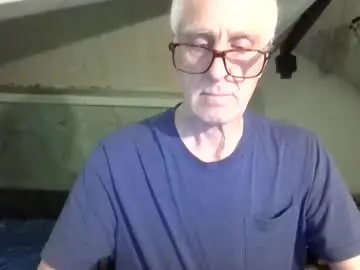 Chaturbate Live Sex Cam of andrew160258