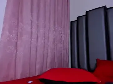 Chaturbate Live Sex Cam of vaioleth23