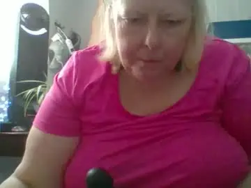 Chaturbate Free Porn Cam of ivyjane3522