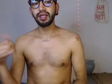 Chaturbate Live Sex of adrian_falcon