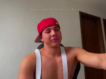 Chaturbate Best live sex cam show of max_valiant1