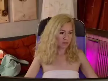 Chaturbate Watch Live Sex Cams of donnasmitth