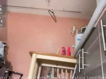 Chaturbate Live Sex Cam of luna_luuvz