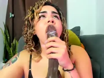 Chaturbate Best live sex cam show of nyalgasai1