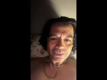 Chaturbate Live Sex Cam of freemailforjesus