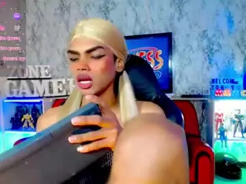 Chaturbate Free Live Porn of karol_vanessa__