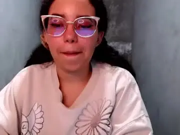 Chaturbate Live Sex Cam of vanellopeschweetz