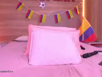 Chaturbate Watch Live Sex Cams of dannaberlin
