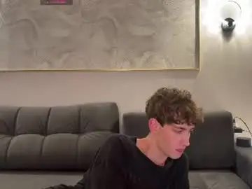 Chaturbate Free Live Porn of aronyou_win