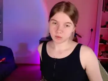 Chaturbate Live Sex Cam of strawberry_juli