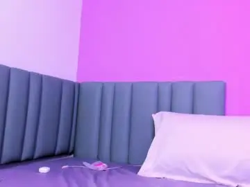 Chaturbate Live Sex of caroline_bigboobs_