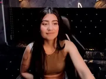 Chaturbate Free Live Porn of catalella_little_b