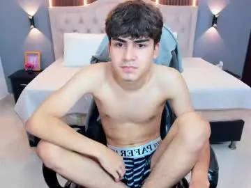 Chaturbate Free Live Porn of tommy18__
