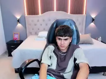 Chaturbate Sex Cam of tommy18__