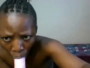 Chaturbate Live Sex Cam of smillingmachine