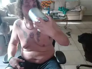 Chaturbate Nude Webcam of 2dirtyhillbillies