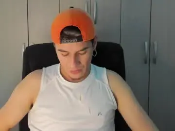 Chaturbate Nude Webcam of dominic_radccliffe