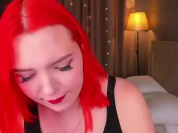 Chaturbate Nude Webcam of monica__queen