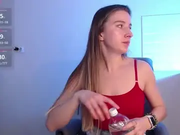Chaturbate Live Sex Cam of evahailey_