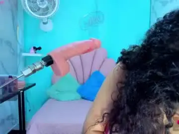 Chaturbate Sex Cam of cristal_horny19
