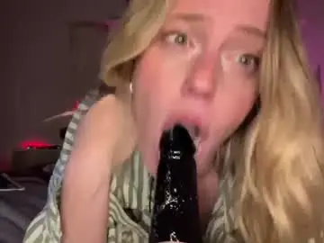 Chaturbate Free Porn Cam of emmaonlyx1