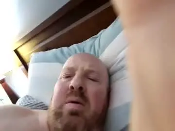 Chaturbate Live Sex Cam of kiwiben45