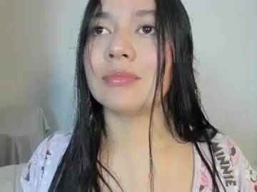 Chaturbate Live Sex Cam of rubyhlowe