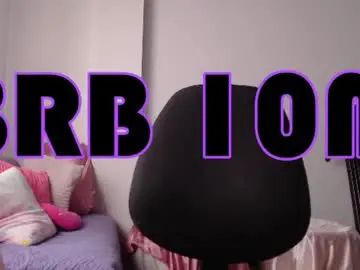 Chaturbate Sex Cam of mailyn_gold