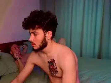 Chaturbate Live Sex Cam of xoxoduo_