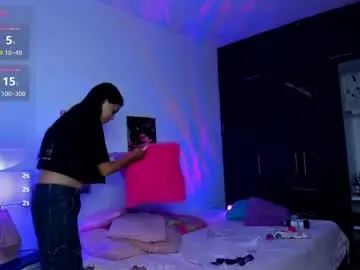 Chaturbate Best live sex cam show of nahiara_santana